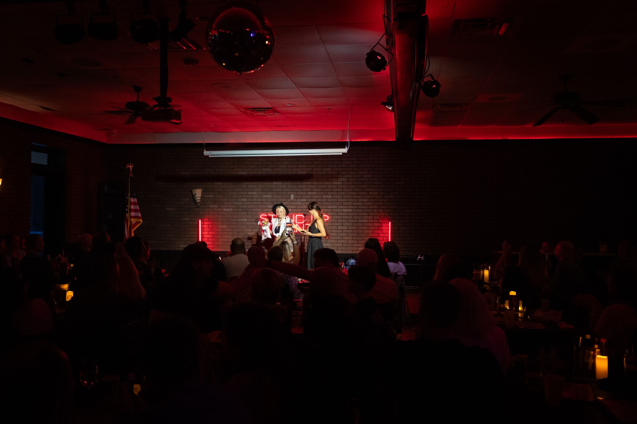 SENS photography Events Comedy 1 st  MIC 2025 08 10 041